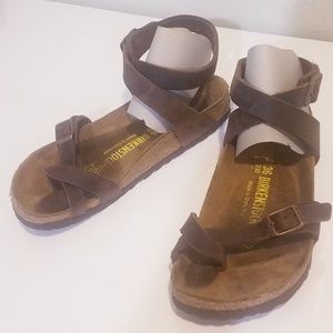 Women's Birkenstock Yara Sandals size 36